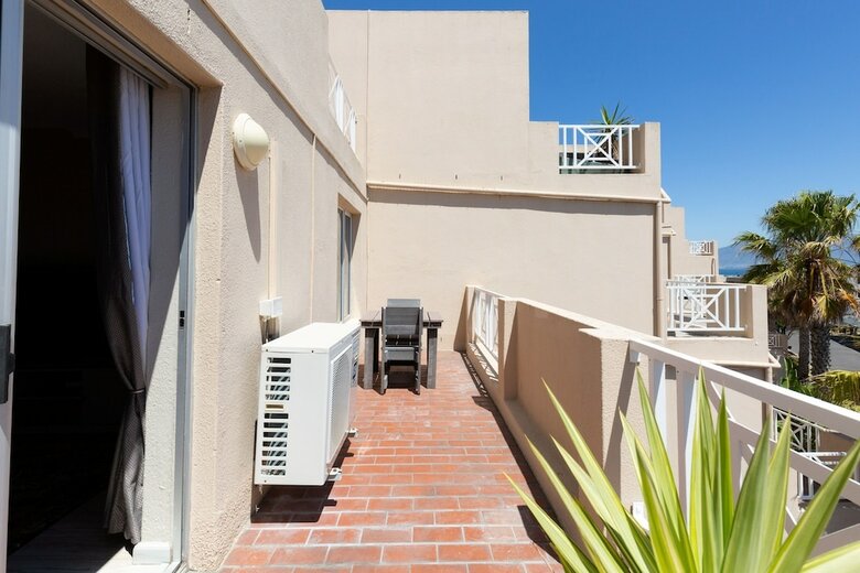 Apartamentos Mont Serrat 58 By Ctha