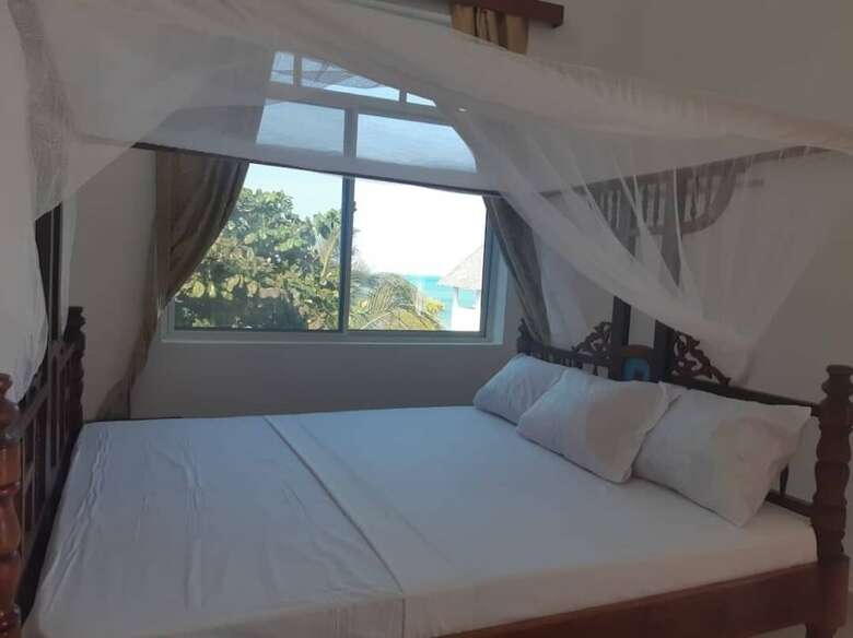 Hotel Storm Sailor Villa