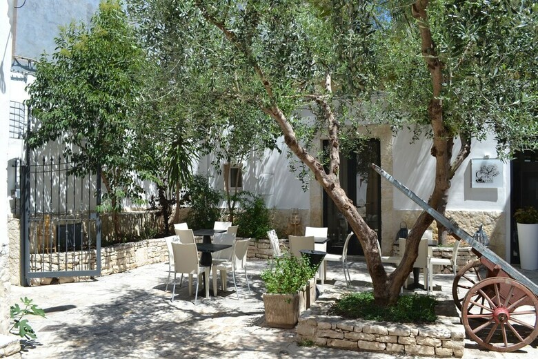 Corte Cairoli B&B And Suite