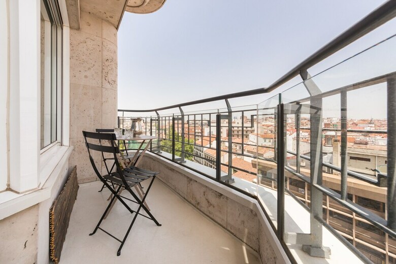Luxurius Apartment With Huge Balcony At Plaza de Espa�a