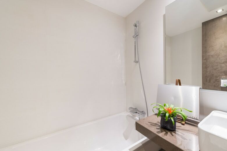Luxurius Apartment With Huge Balcony At Plaza de Espa�a