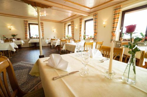 Hostal Gasthaus Zum R�ssel Lichtenau