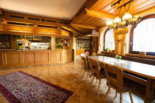 Hostal Gasthaus Zum R�ssel Lichtenau
