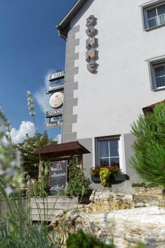 Hostal Hotel Gasthof Sonne