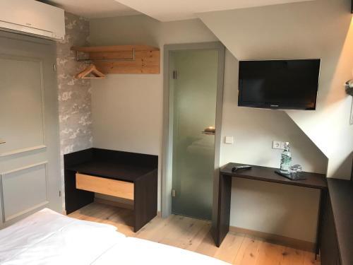 Hostal Jauch's L�wen Hotel-restaurant