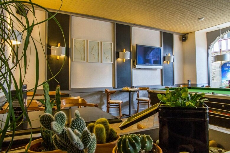 Hotel Le Saint Yves