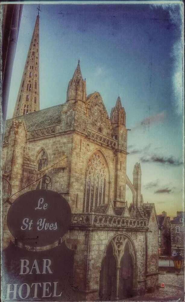 Hotel Le Saint Yves