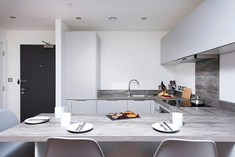 Lovely 2 Bed City Centre Apartment