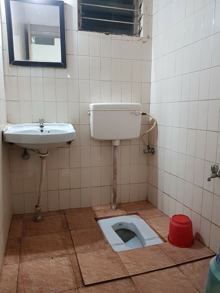 Hotel Sri Kumara Lodge