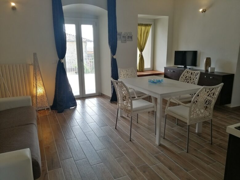 Iseolakerental - Hill Apartments