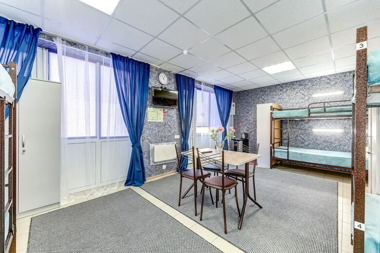 Hostal Hotel Piter - Hostel
