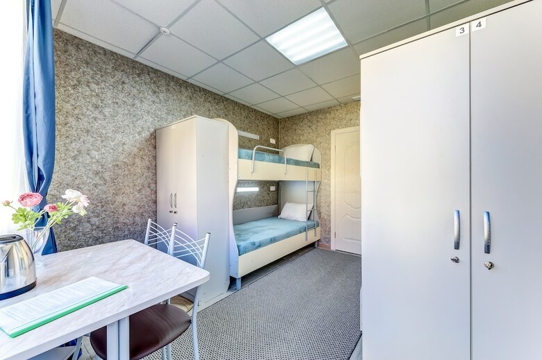 Hostal Hotel Piter - Hostel