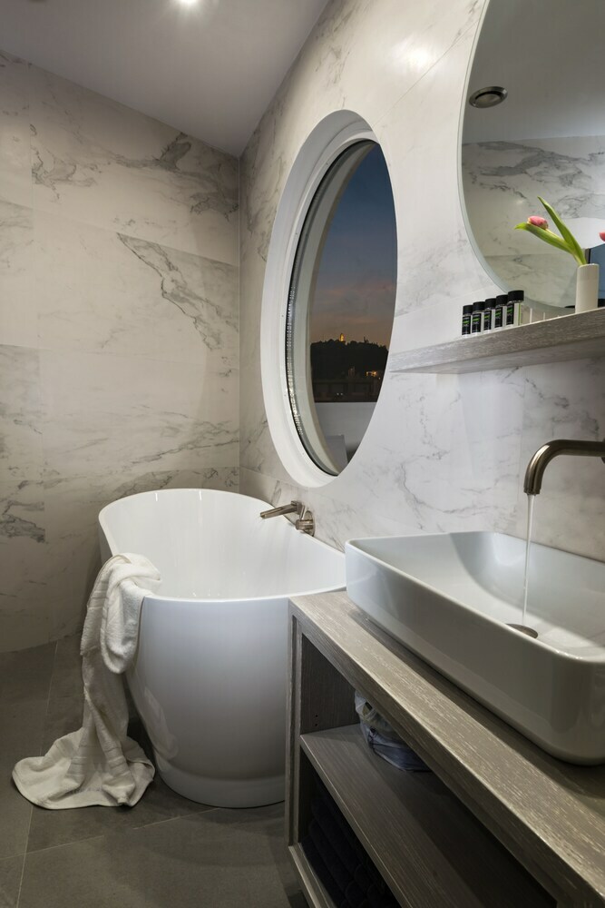 Apartamentos Acropolis Junior Suite