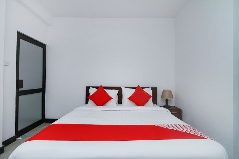 Oyo 511 Delphin Hotel