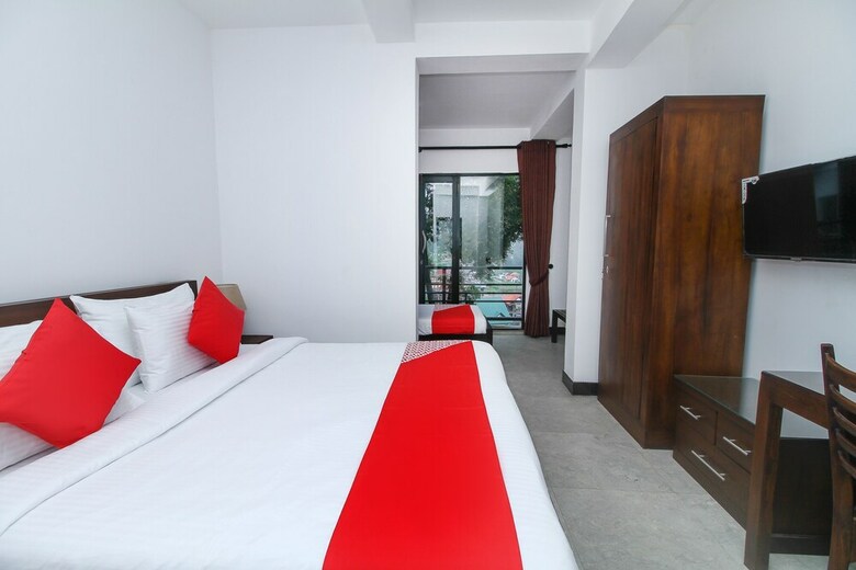 Oyo 511 Delphin Hotel