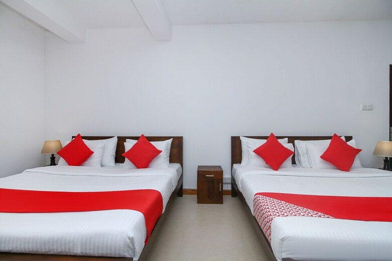 Oyo 511 Delphin Hotel