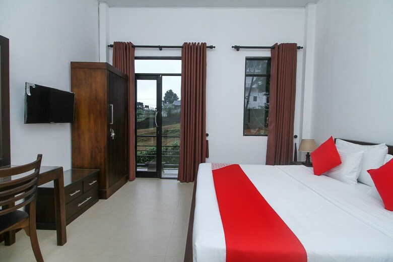 Oyo 511 Delphin Hotel