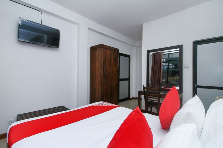 Oyo 511 Delphin Hotel