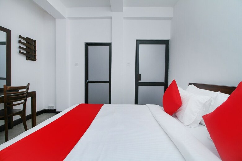 Oyo 511 Delphin Hotel