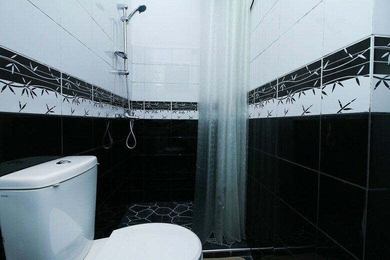 Oyo 511 Delphin Hotel
