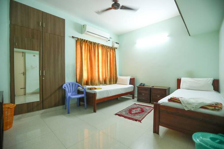 Hotel Ulo Saicharan Comfort Inn