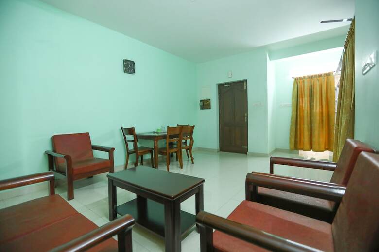 Hotel Ulo Saicharan Comfort Inn