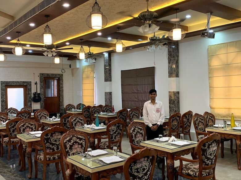 Hotel Shree Ganesha Residency