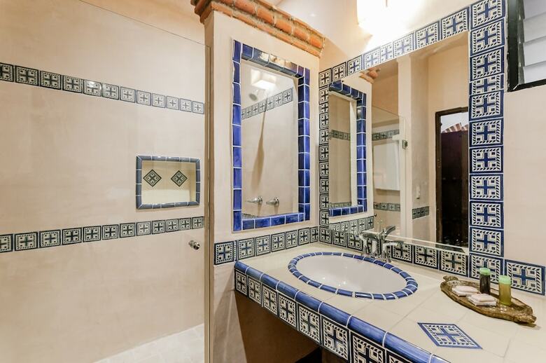 Hotel Casa Granada 24