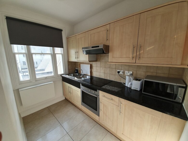 Studio Apartment In South Kensington 9