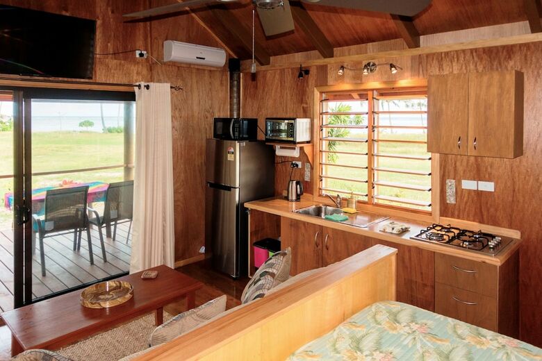 Sigasiga Sands Boutique Resort