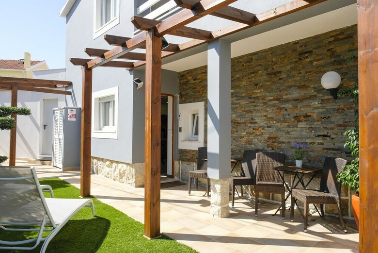 Apartamentos Villacerta Rooms Estoril - Adults Only