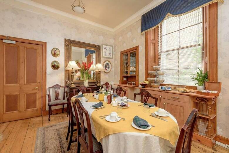 Bed & Breakfast No45