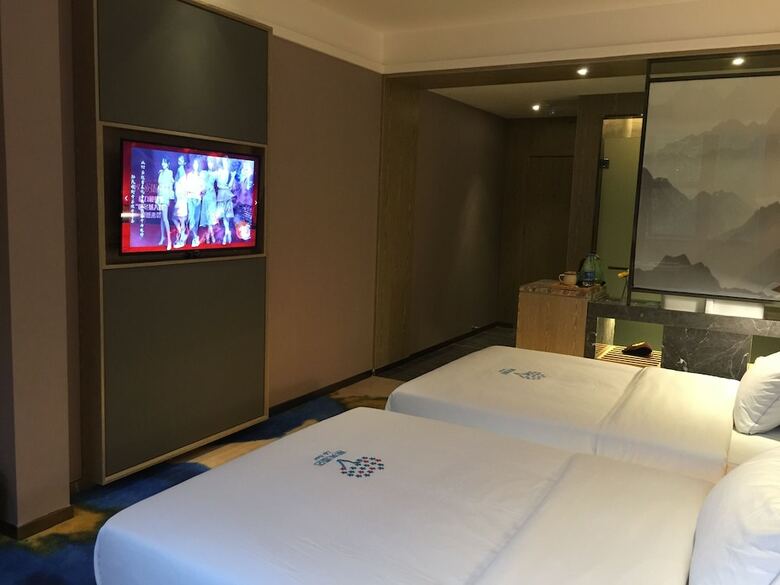 Life Hotel Sha Yong Metro Station