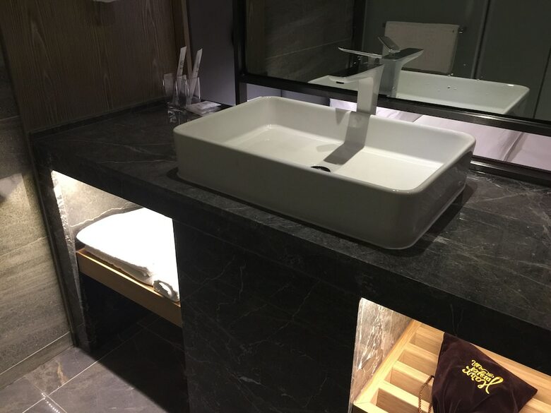 Life Hotel Sha Yong Metro Station