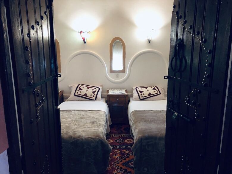 Hotel Tafsut Guesthouse Stay With Locals