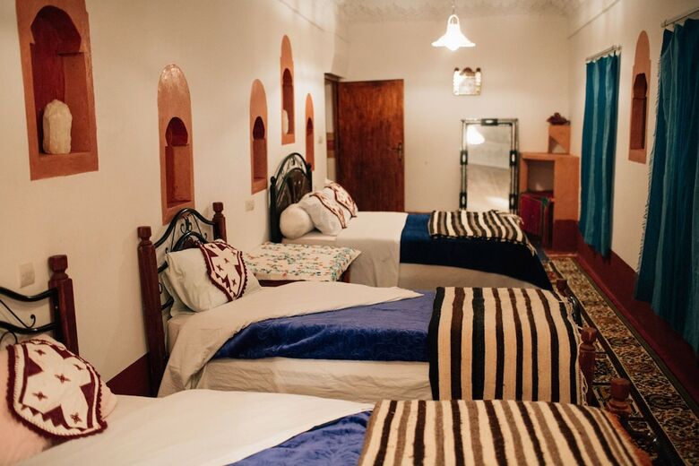 Hotel Tafsut Guesthouse Stay With Locals
