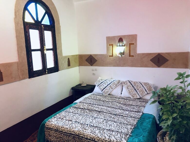 Hotel Tafsut Guesthouse Stay With Locals