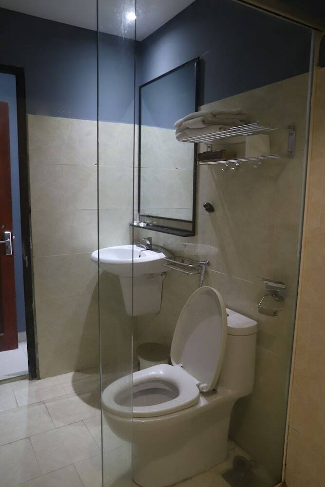 Hotel Oxeraak Hoang Phi