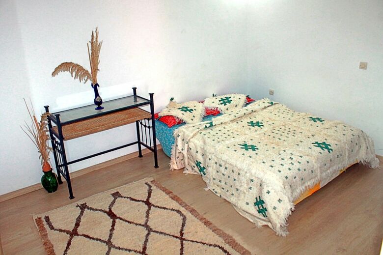 Hostal Cozy White House - Hostel