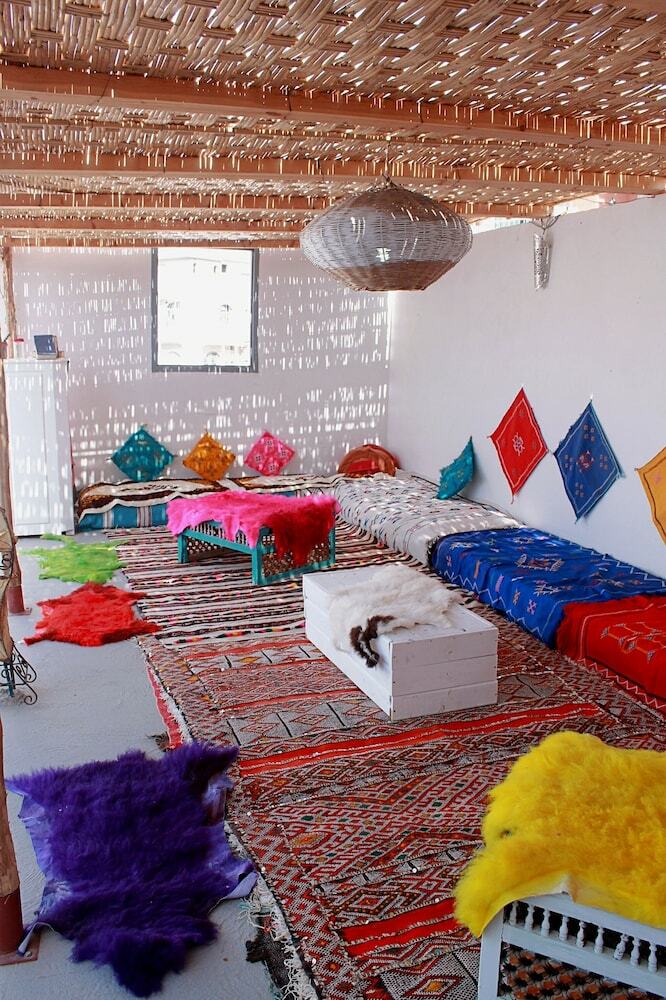 Hostal Cozy White House - Hostel