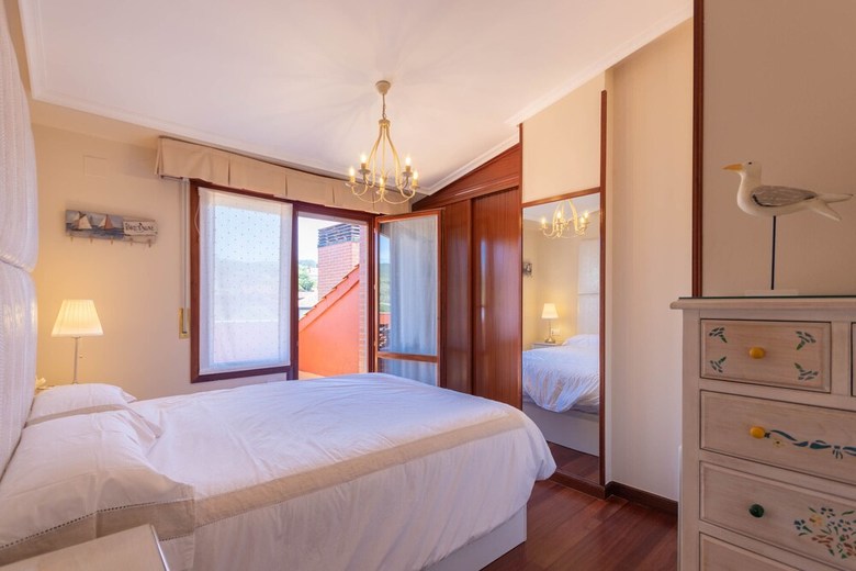 Apartamentos �tico Con 2 Terrazas By Urban Hosts