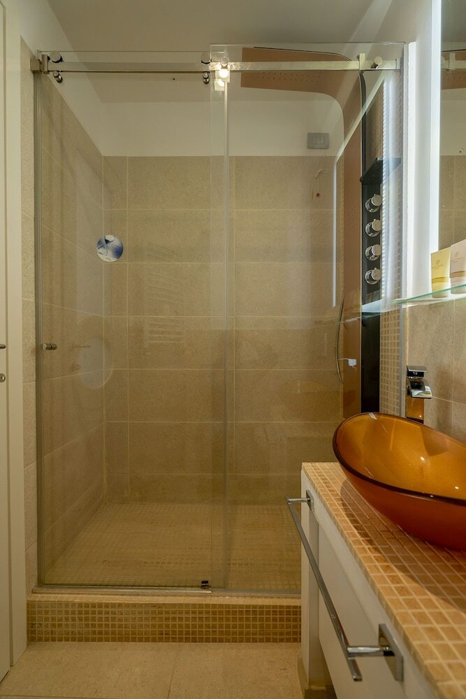 Prince's Suite Luxury Business Collection