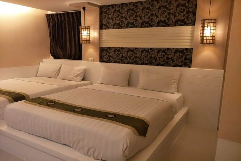 Hotel The Cozi Inn