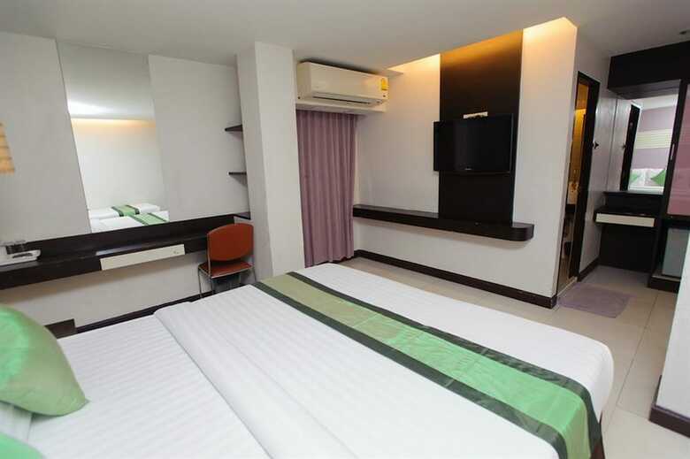 Hotel The Cozi Inn