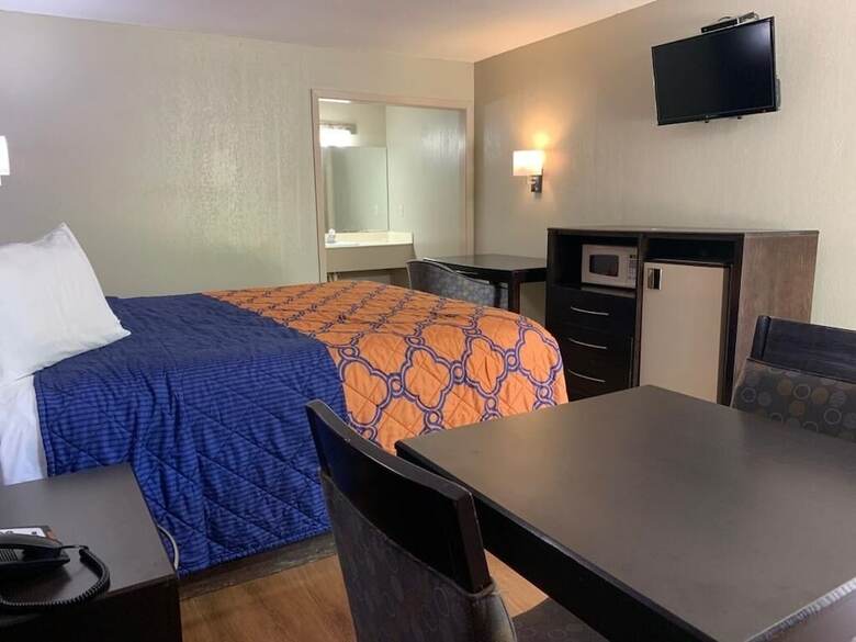 Motel Relax Inn & Suites
