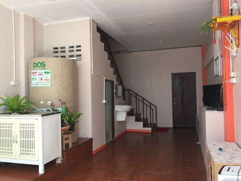 Hotel Smile Home Guesthouse