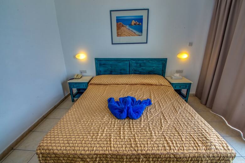 Aparthotel St. George Gardens Hotel Suites