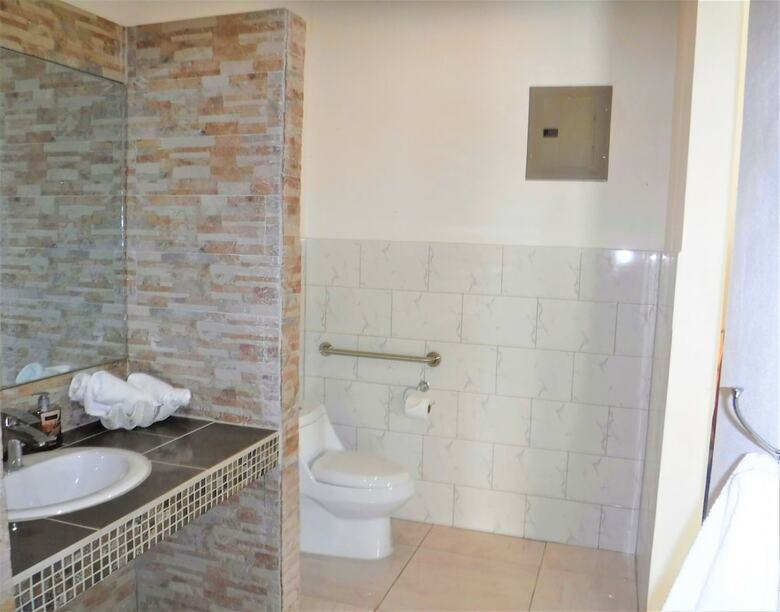 Hotel Coco Beach Village