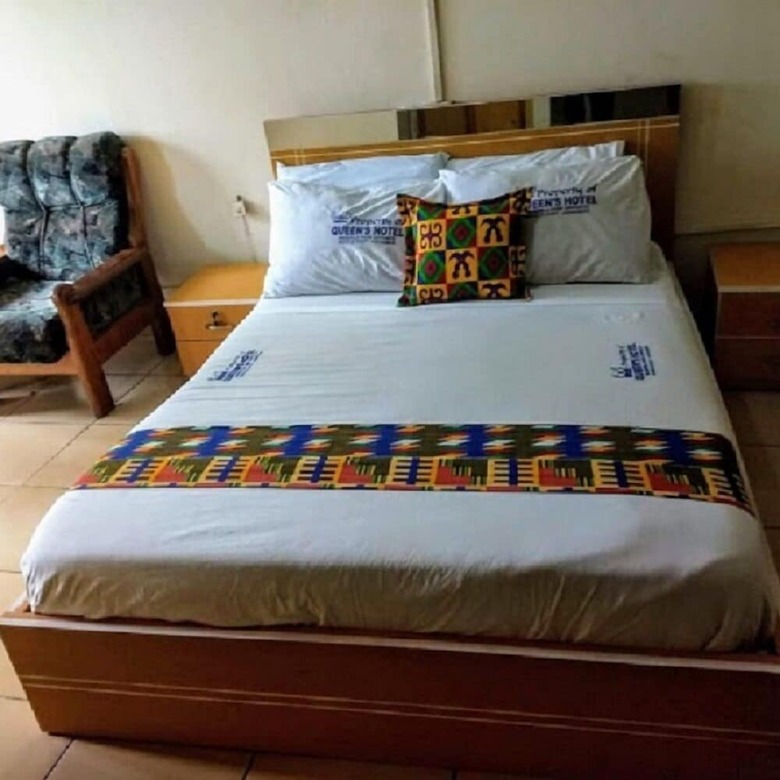 Queens Hotel