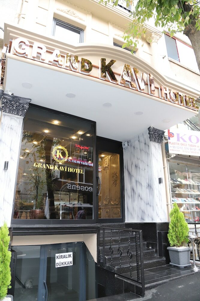 Grand Kavi Hotel